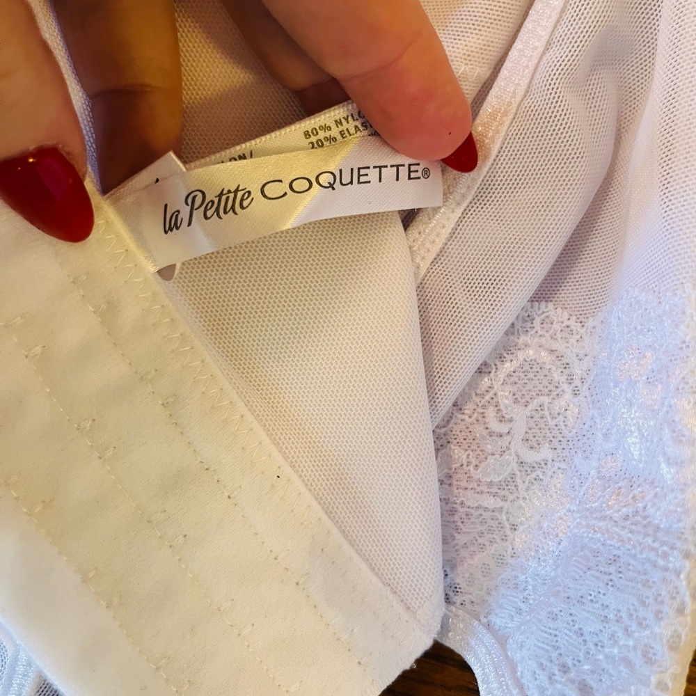 Chic White Lace Garter‎ Belt - Picture 6 of 9